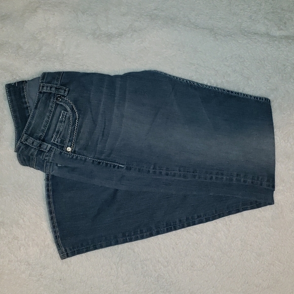 Jeans - Picture 6 of 7